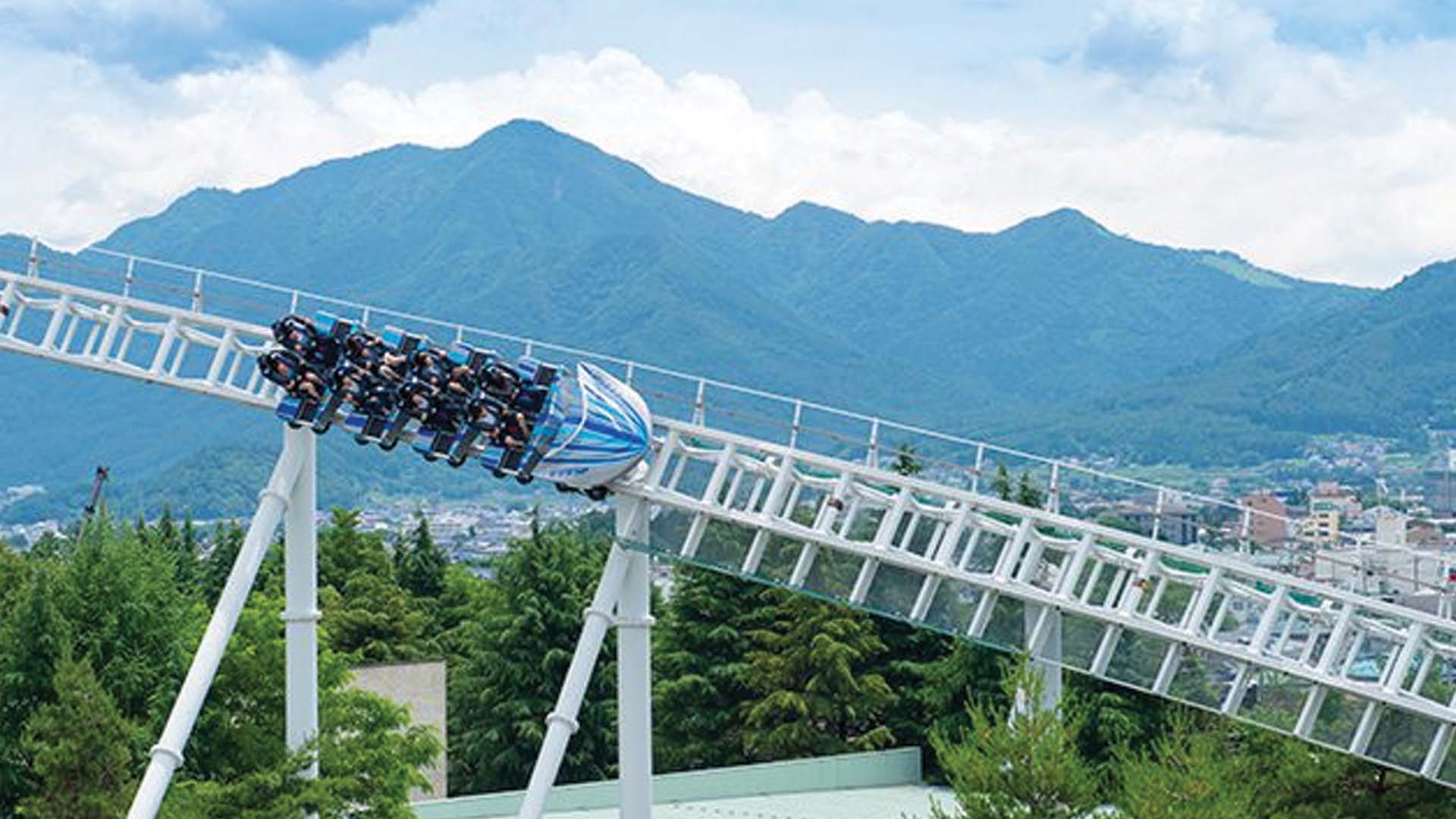 Do-Dodonpa Roller coaster