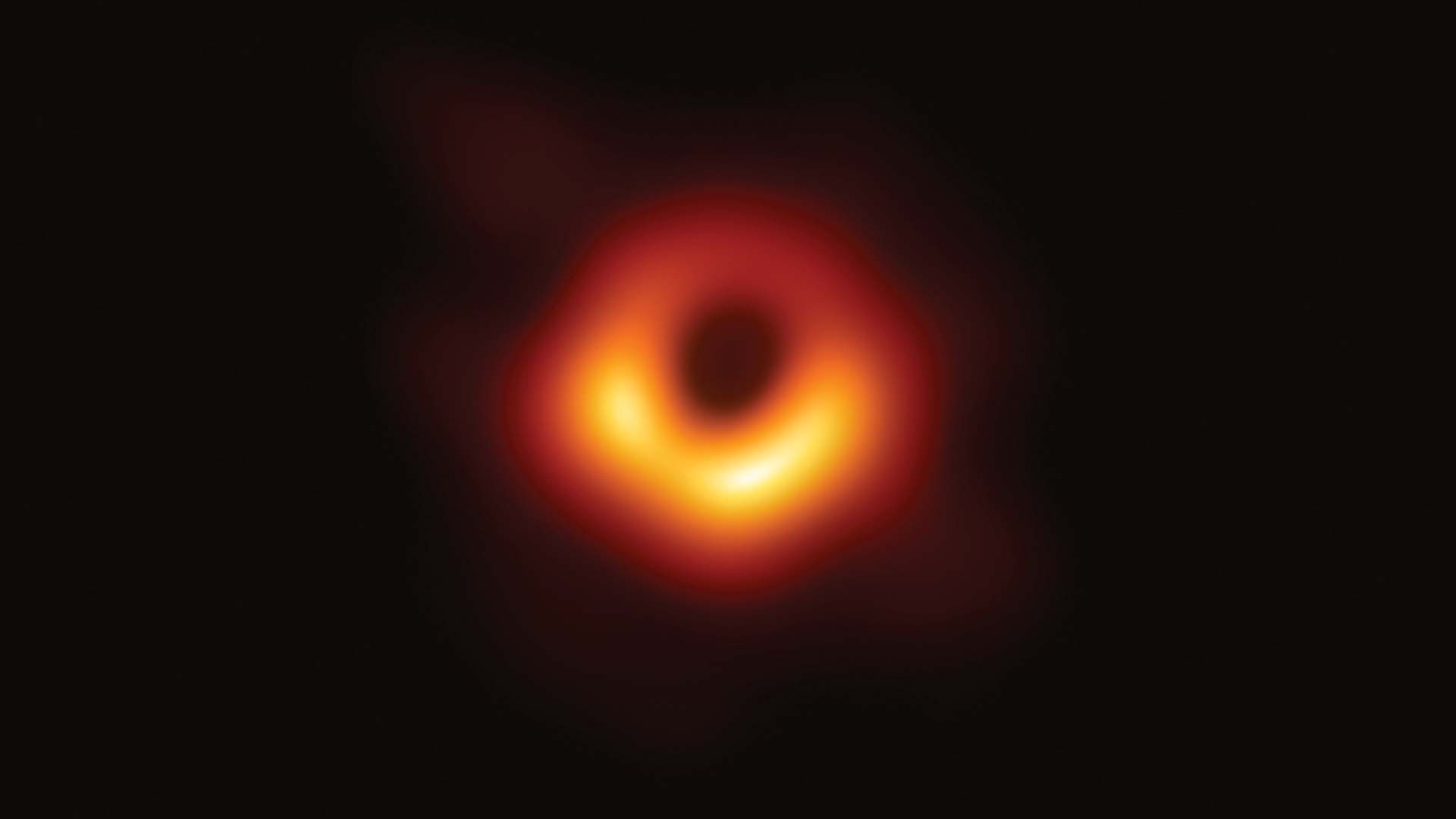 first photo of black hole