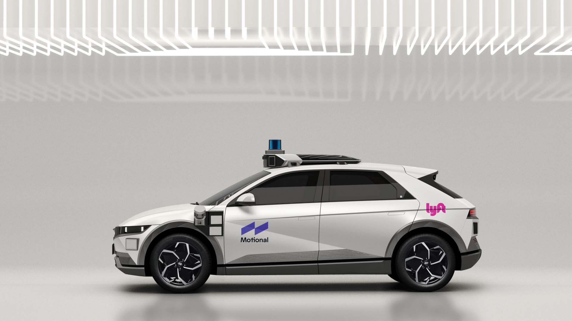 motional and lyft autonomous vehicle outlook 2022 robotaxi
