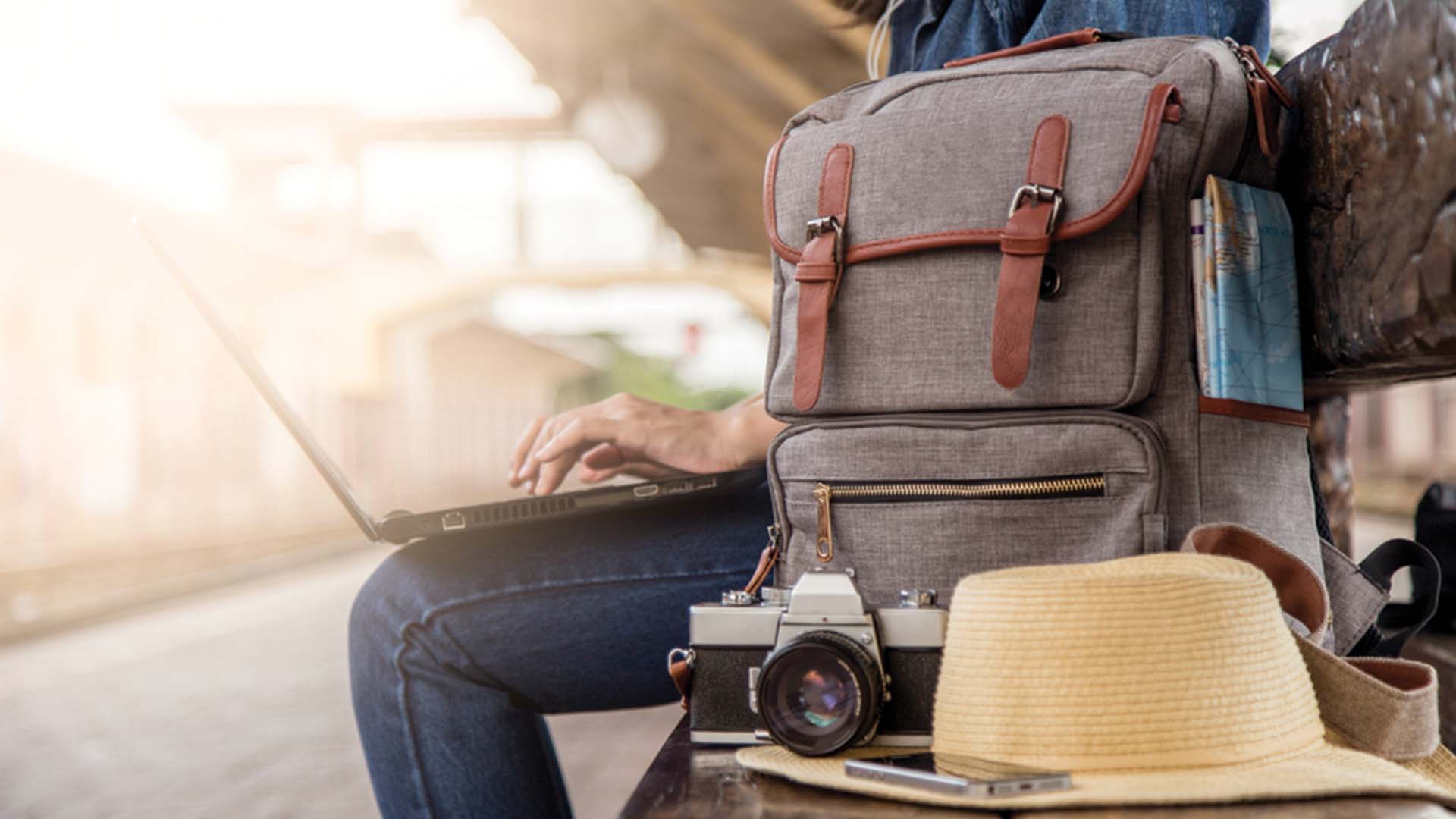 Carry-on bag traveler backpack