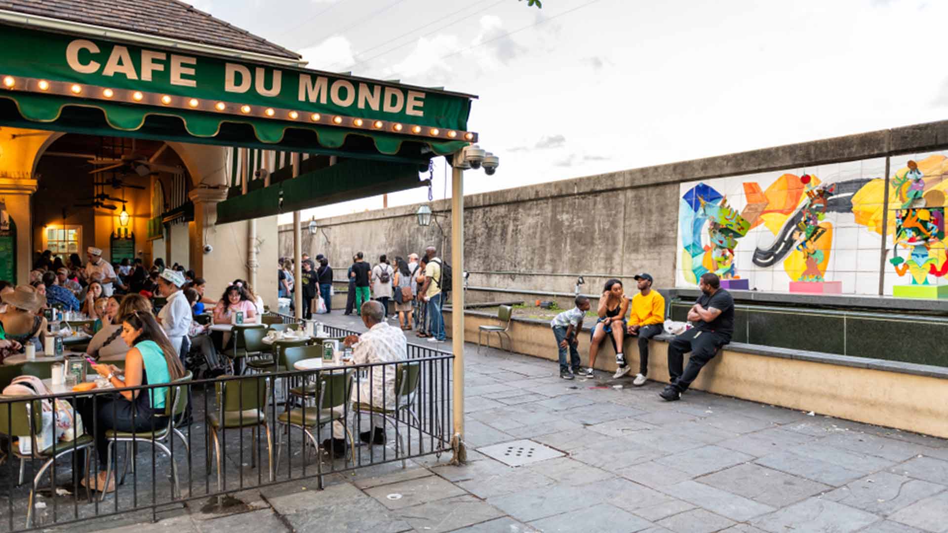 Cafe Du Monde New Orleans Food America