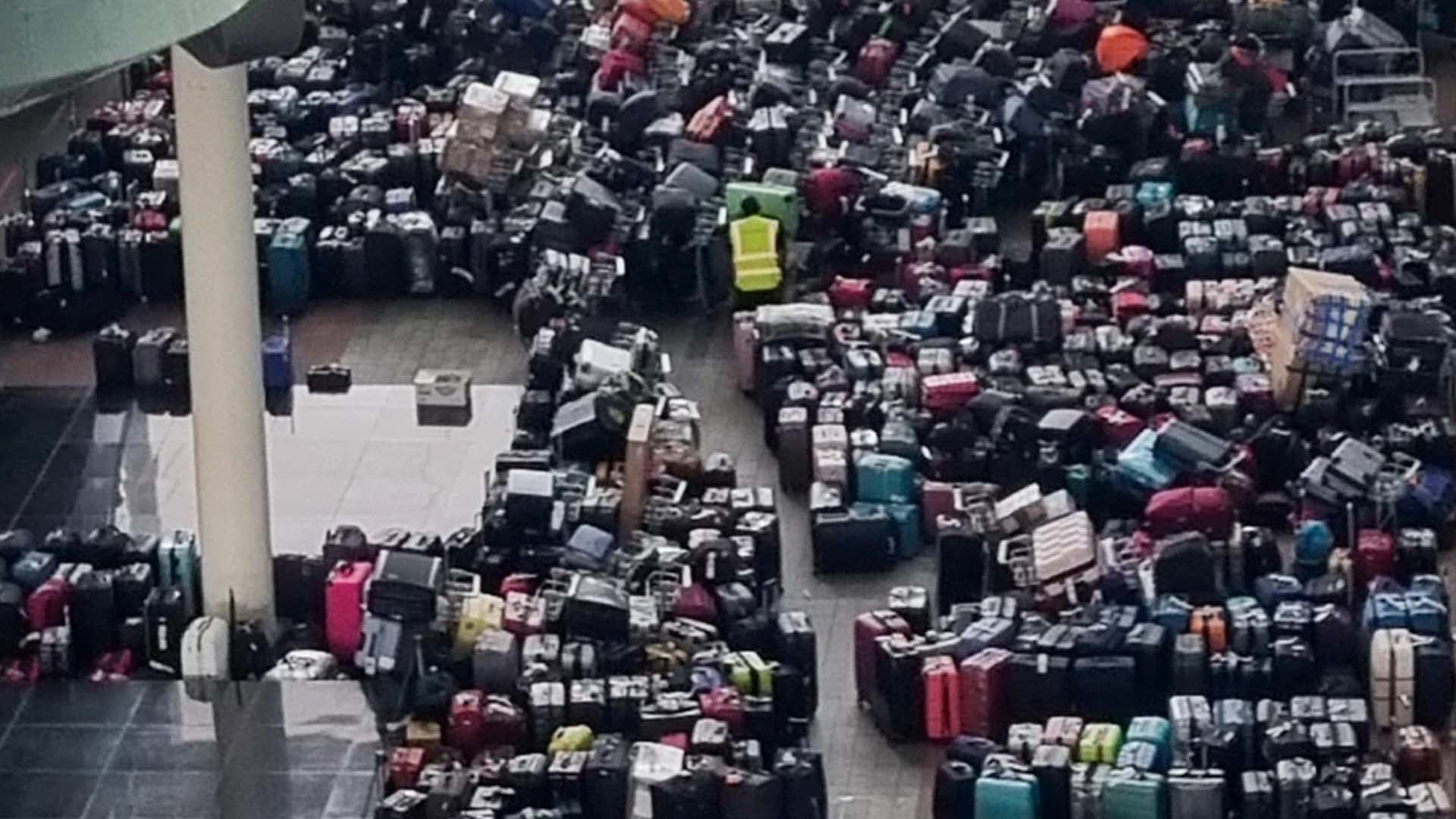 Baggage back ups at Heathrow; Photo Credit: SplashNews.com