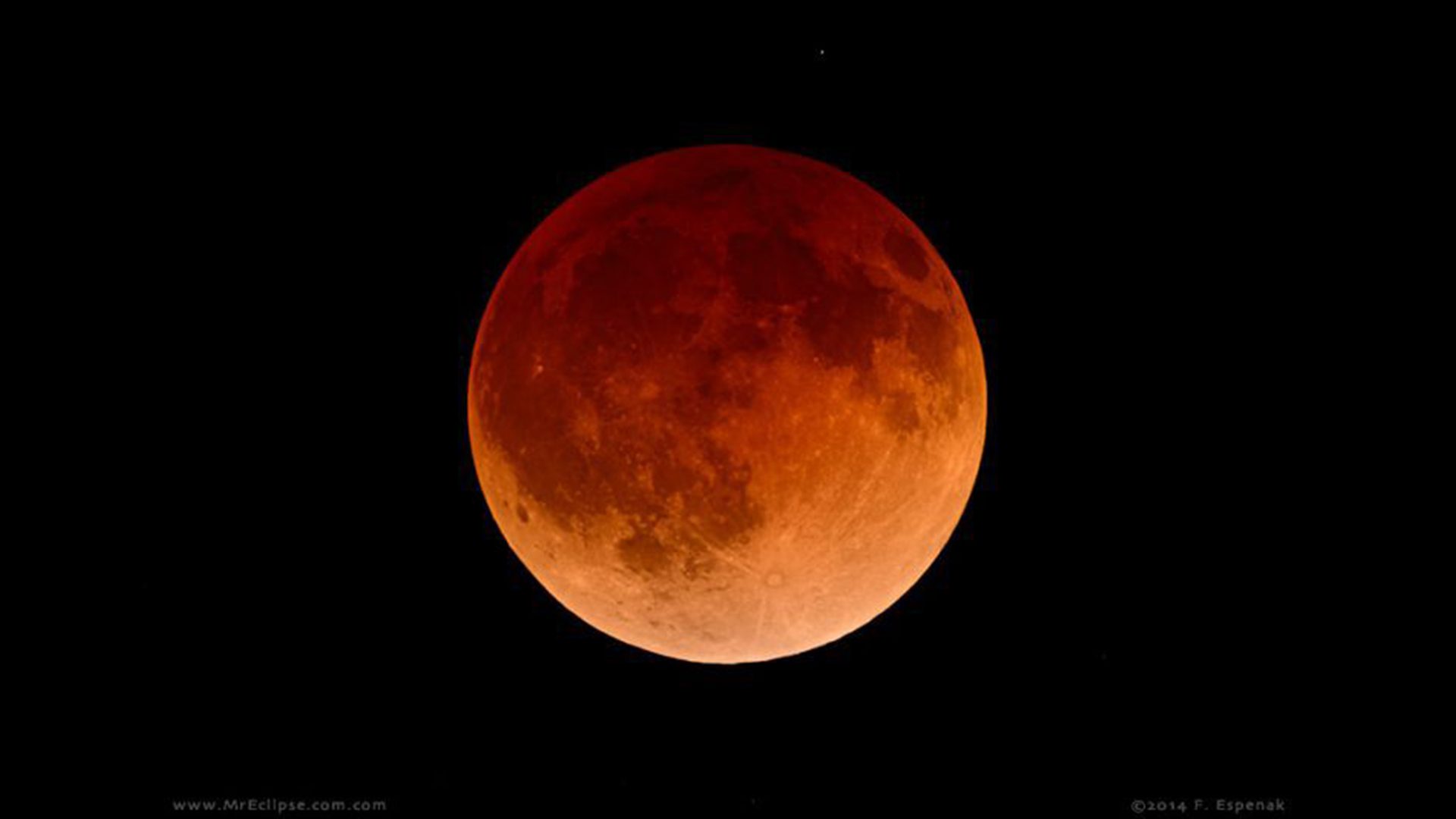 total lunar eclipse in space fall 2022