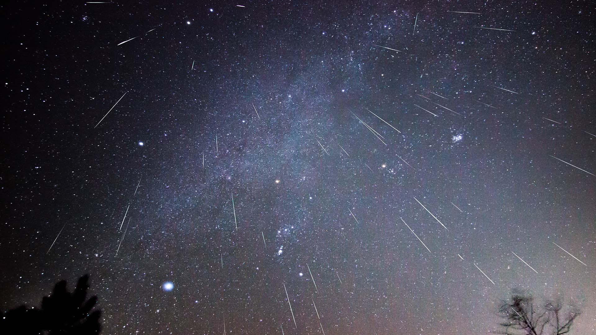 Geminid meteors shower, a space event in fall 2022