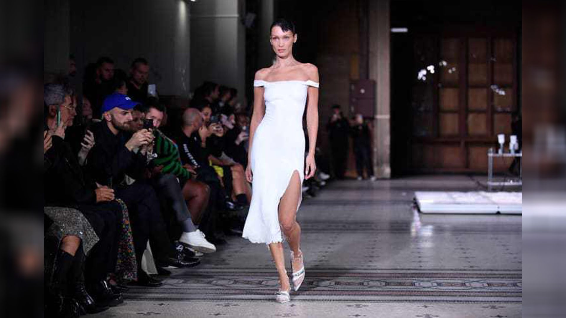 Bella Hadid Paris Fashion Week Spray Fabric Technology Bella Hadid Paris Fashion Week Spray Fabric Technology