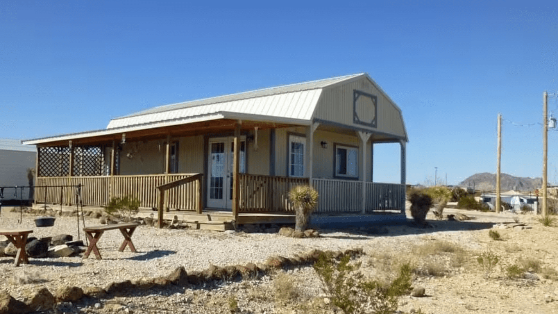 Lorna’s Ghost Town Cabin: Terlingua, Texas