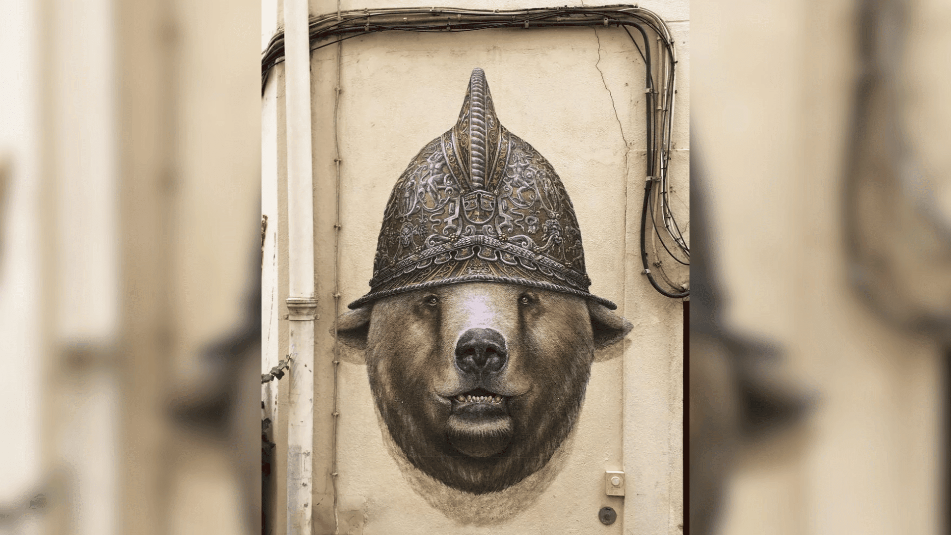 Art Exhibition Paris Steeven Salvat Bear Painting