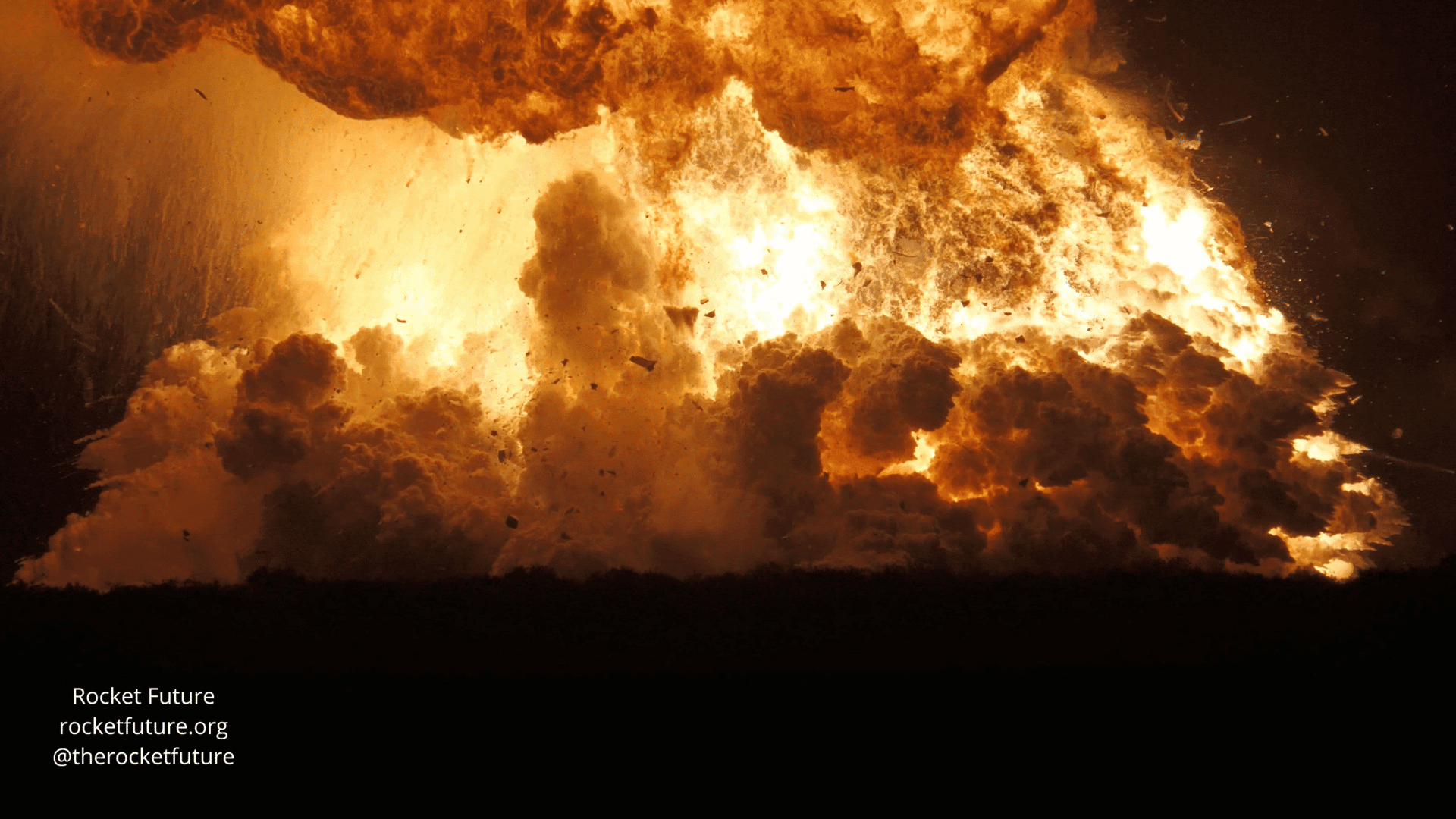 SpaceX Starship rocket explodes; Photo: Therocketfuture Via X | Via Reuters