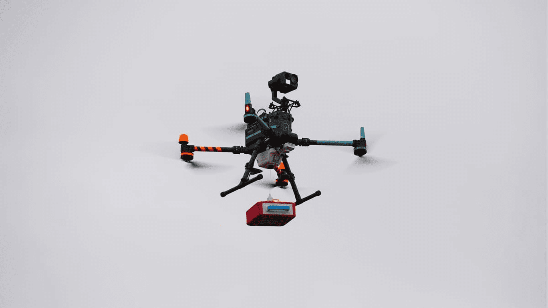 Drones delivery defibrillators; Photo University of Warwick