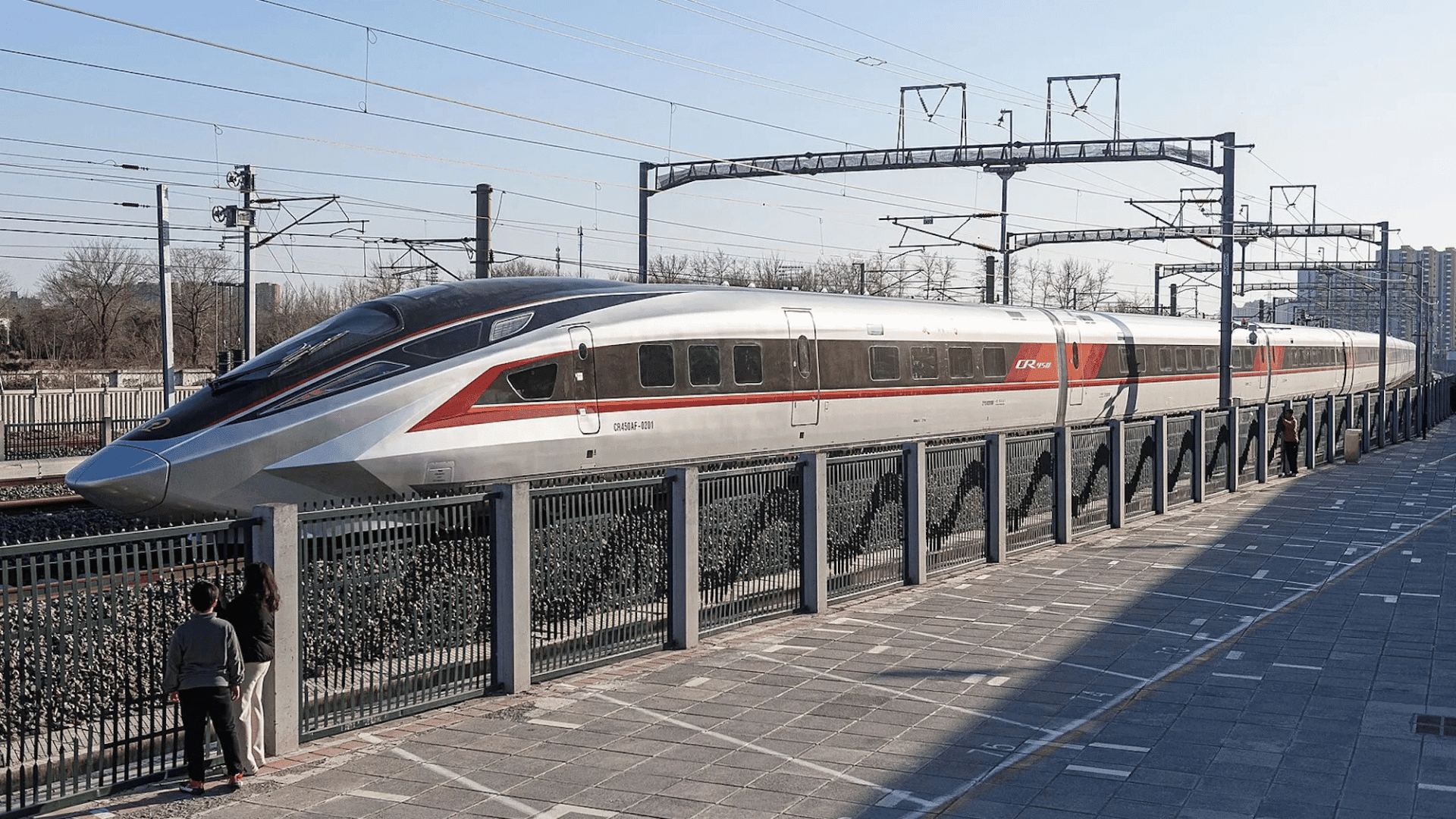 CR450 train; Photo: N509FZ : Wikipedia Commons