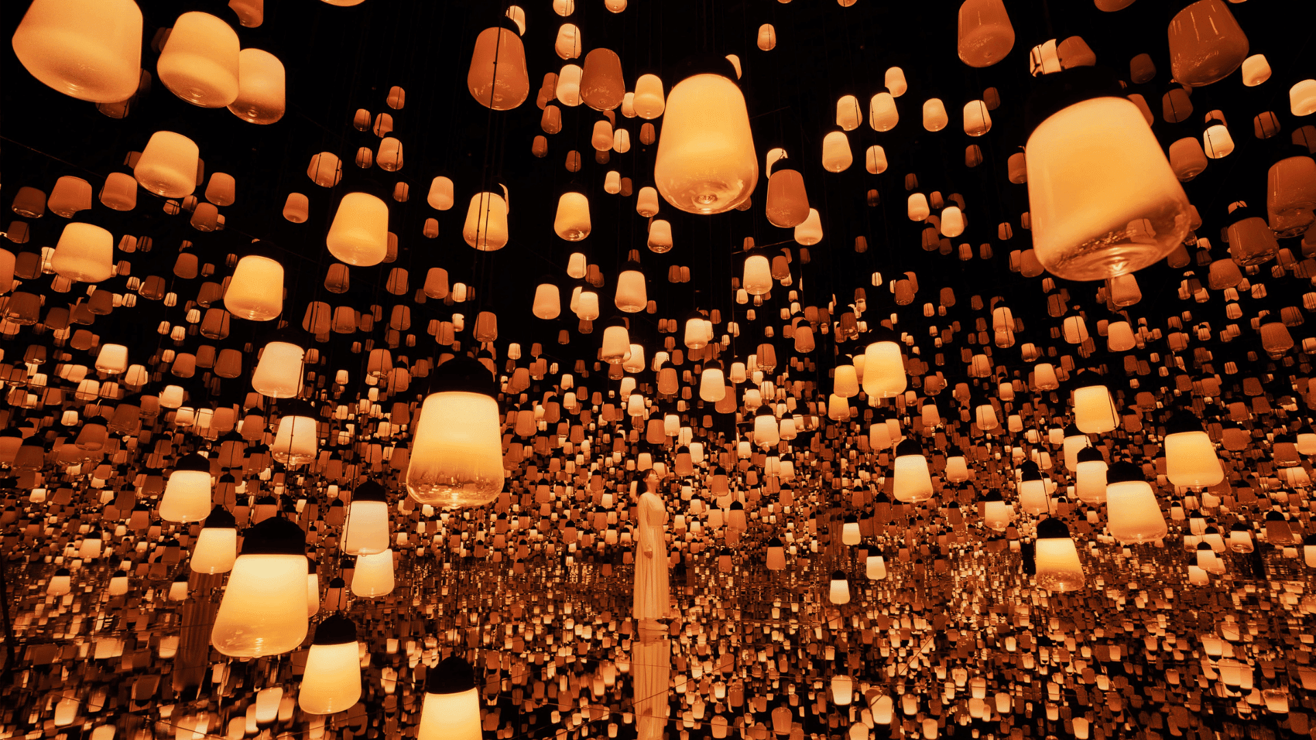 Forest of Resonating Lamps; Photo: teamLab Biovortex Kyoto Forest of Resonating Lamps; Photo: teamLab Biovortex Kyoto