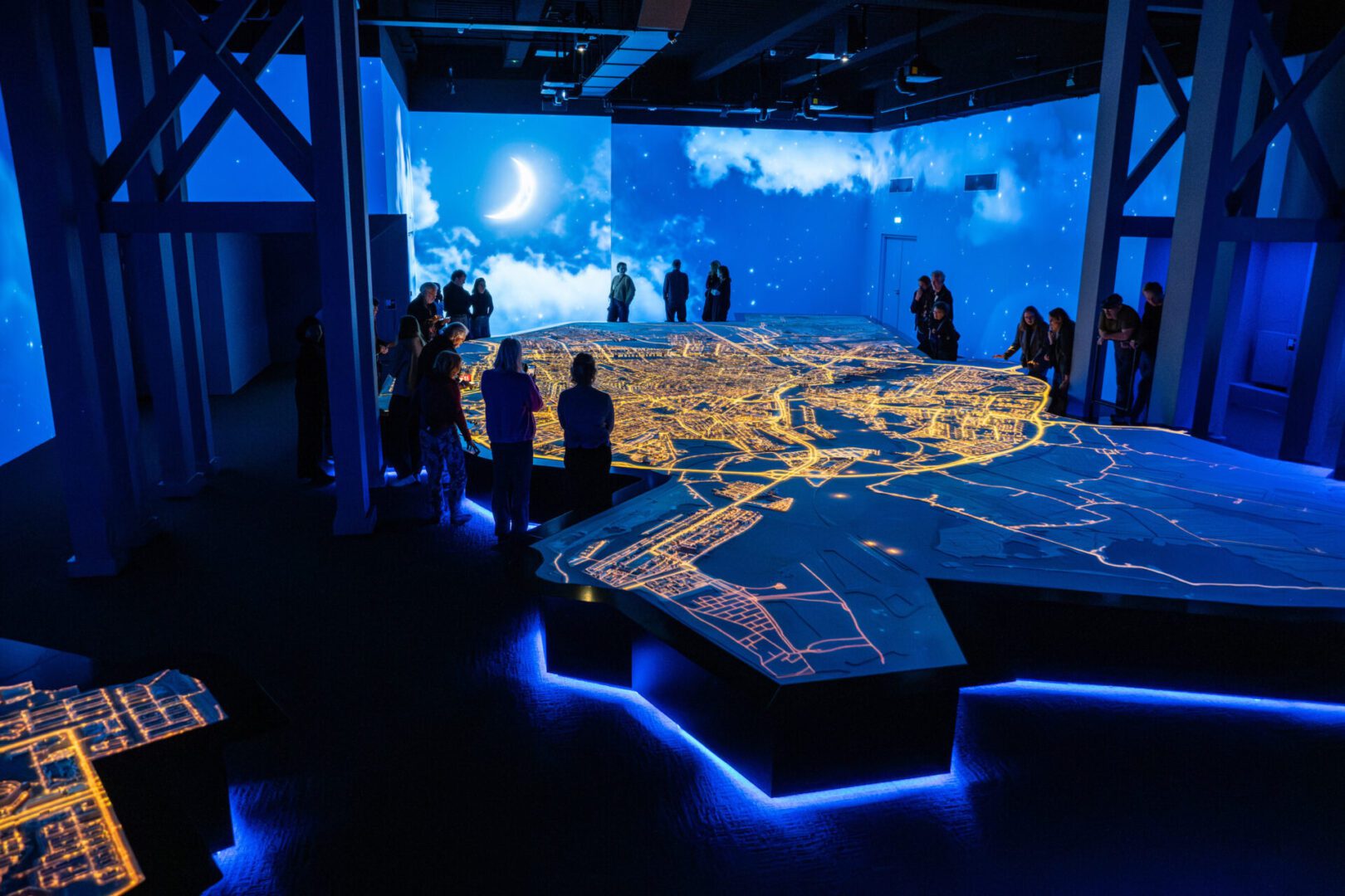 Amsterdam in Motion - World's largest immersive maquette of a city