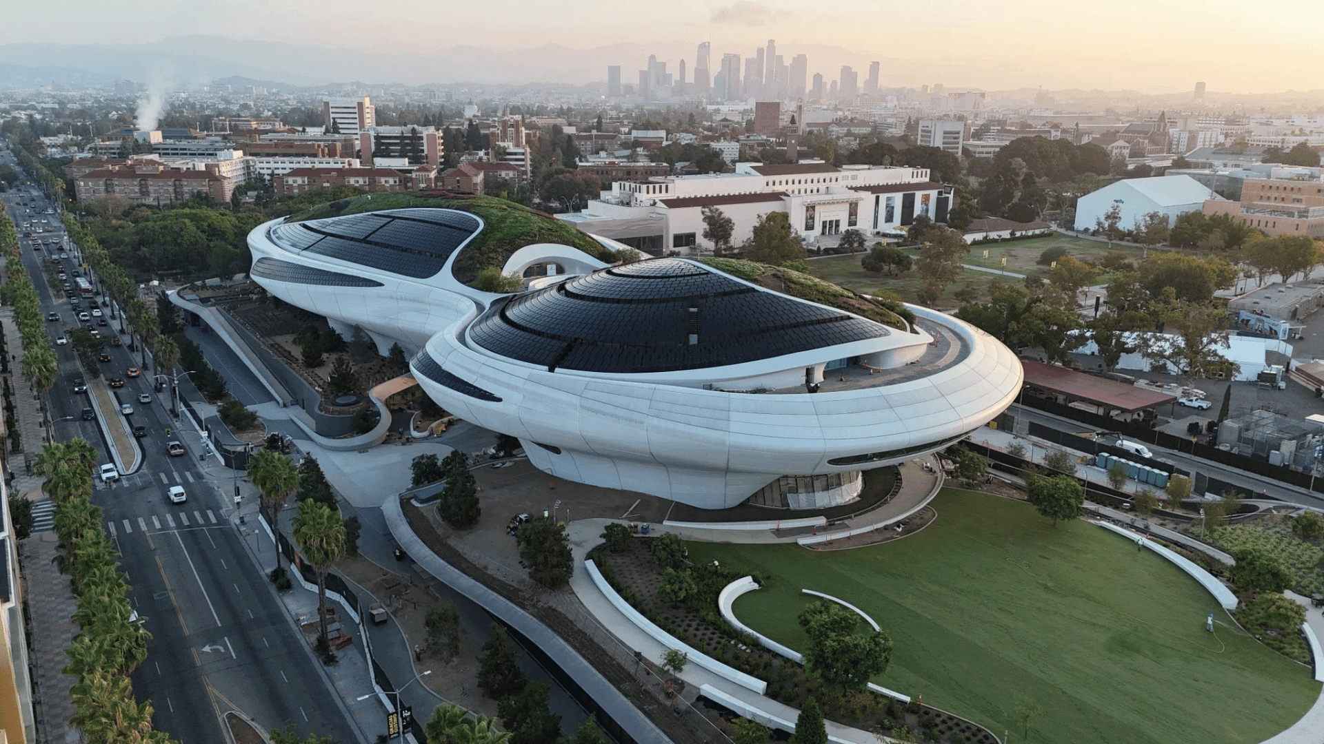 Lucas Museum of Narrative Art; Photo : Photo Pedro Ramirez:©2025 Lucas Museum of Narrative Art, All Rights Reserved:Courtesy Hathaway Dinwiddie
