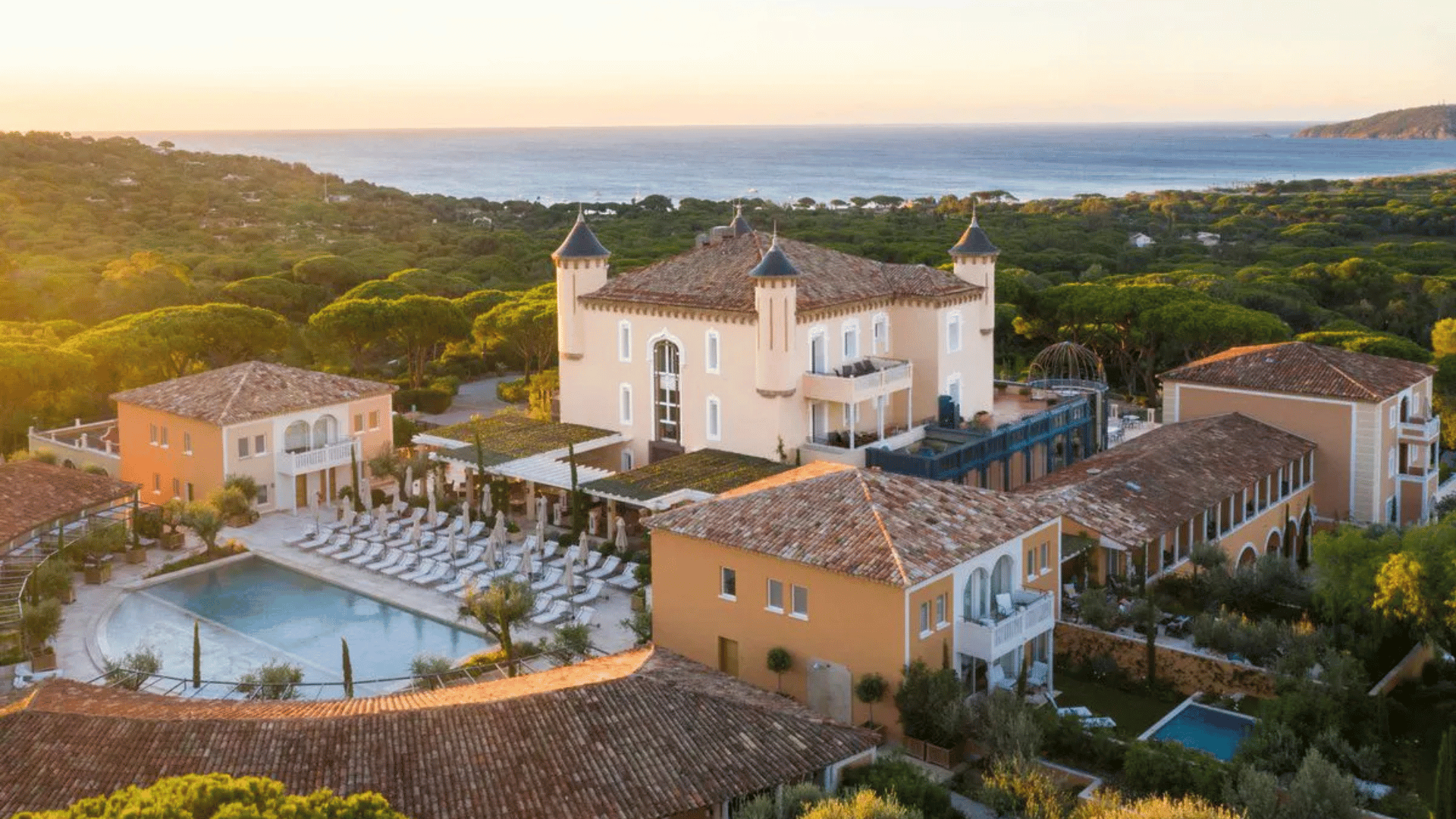 White Lotus hotel; Photo: Le Château de la Messardière