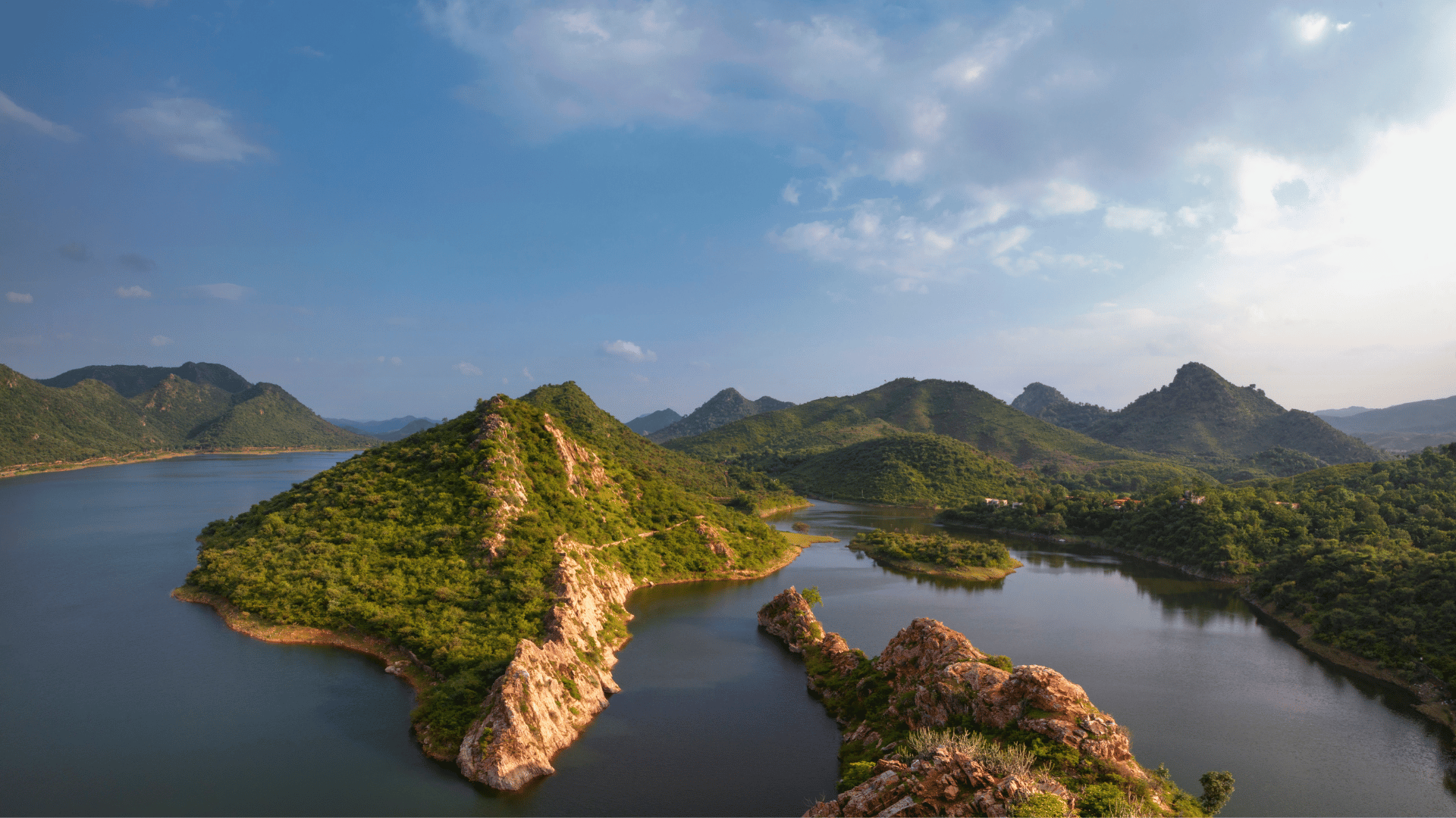 India; Photo: leshiy985:Shutterstock