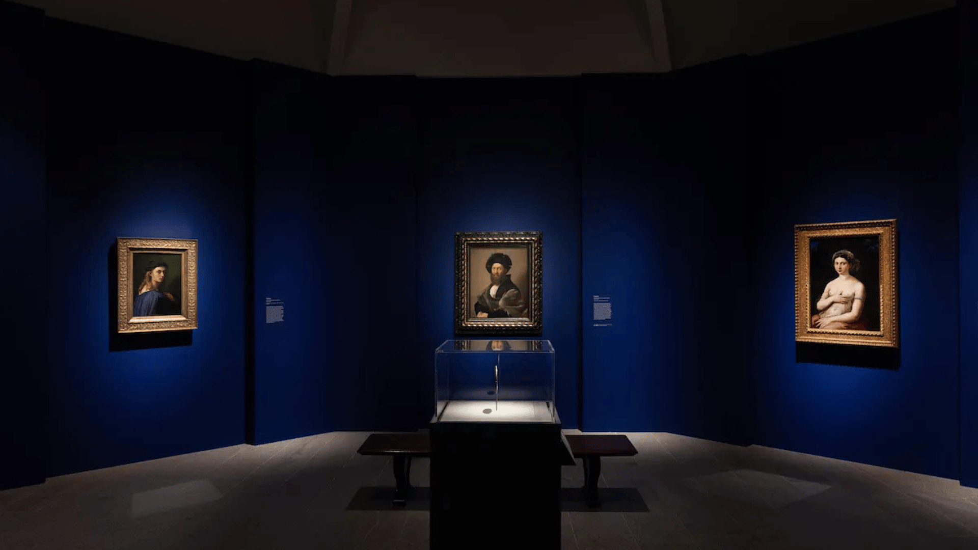 Met Raphael retrospective portraits