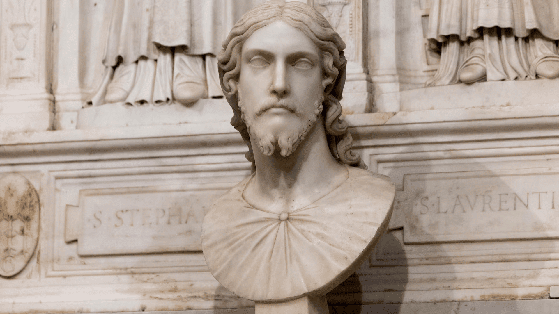 Michelangelo sculpture; Photo: REUTERS:Remo Casilli