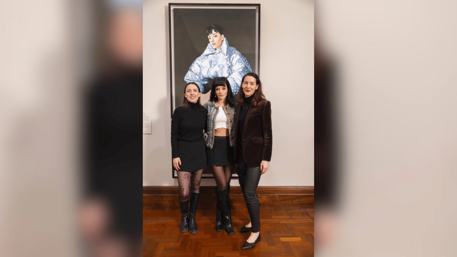 Nieves González, Lily Allen, and Victoria Siddall unveiling West End Girl (Lily Allen) (2025) at the National Portrait Gallery