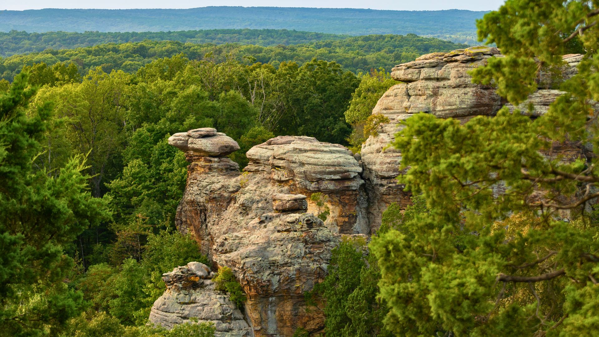 Garden of the Gods - Shawnee National Forest in Illinois
