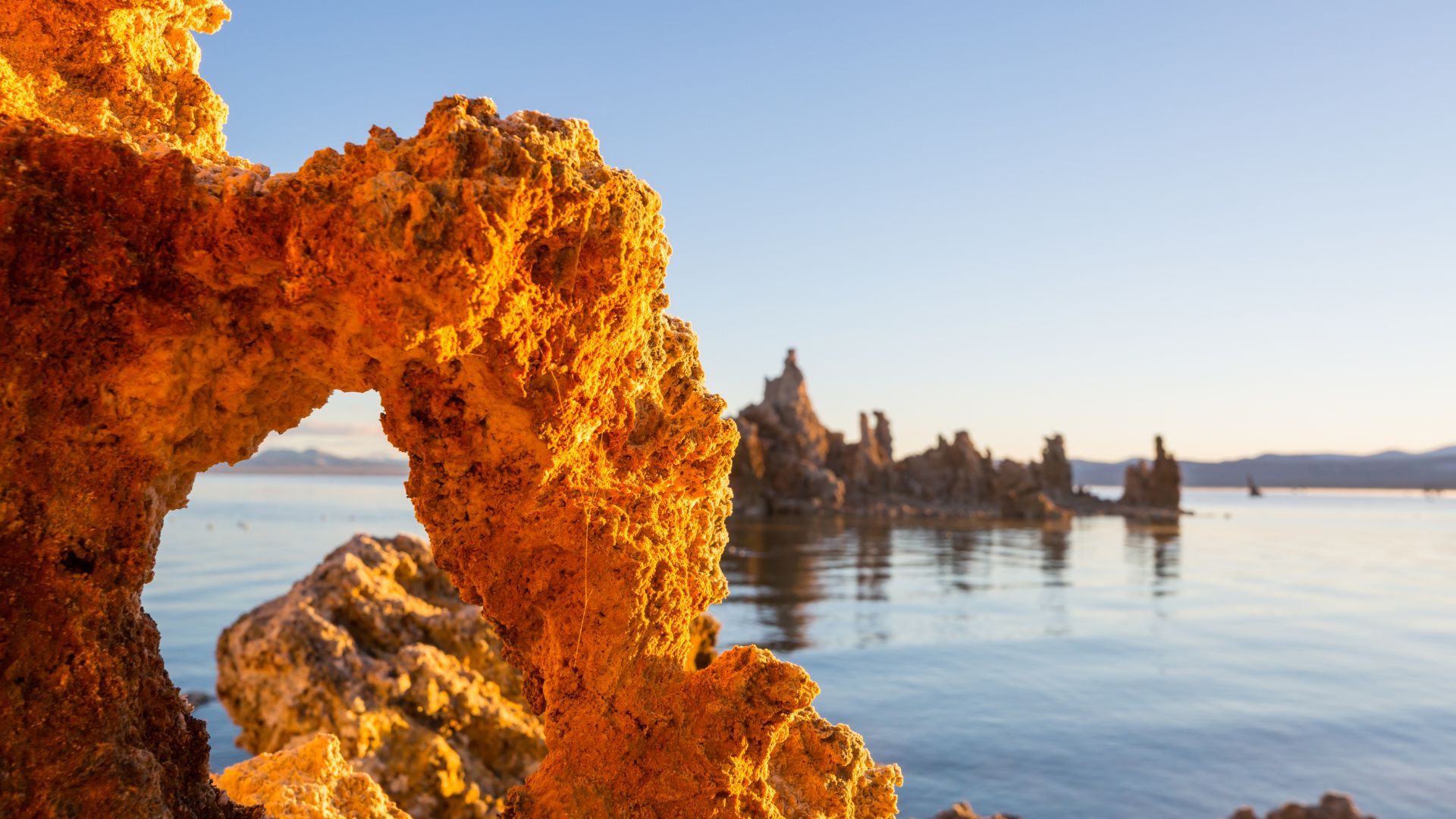 Mono Lake rock formations