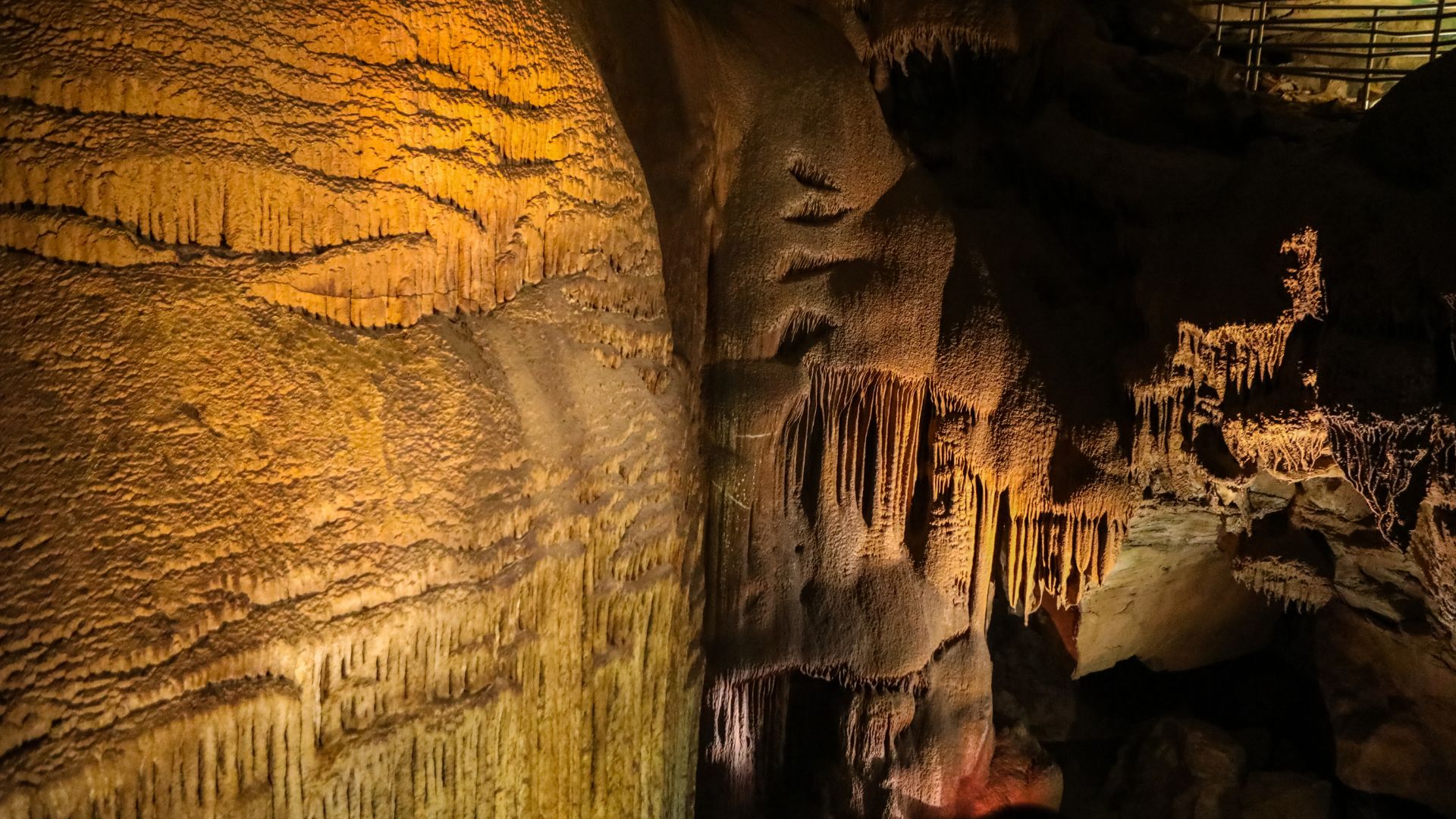Mammoth cave