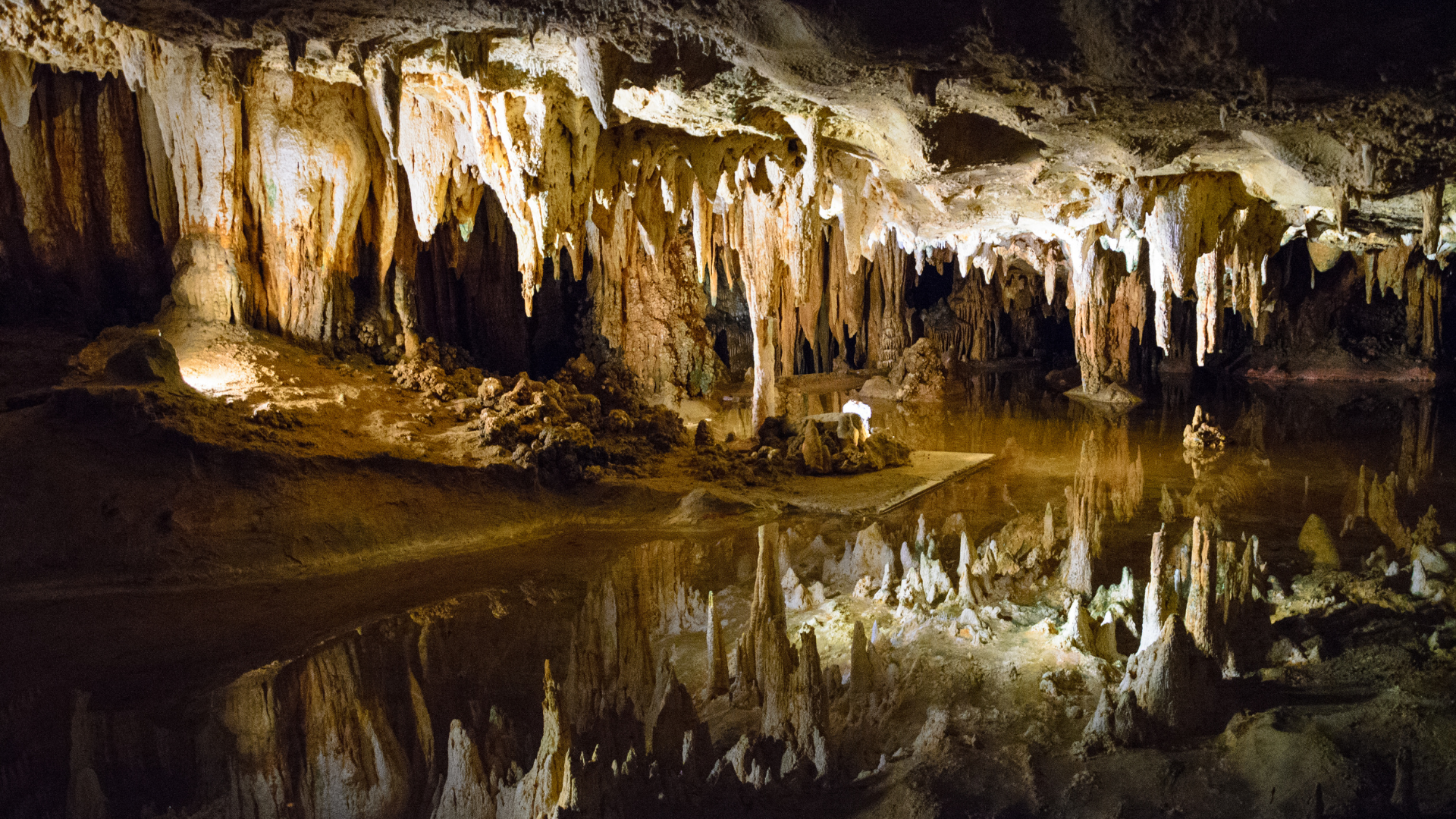 Luray Caverns